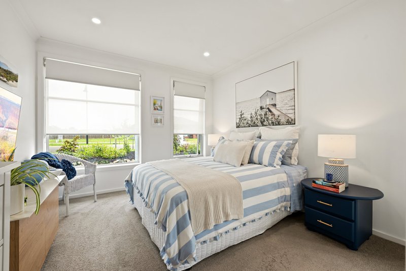 Photo - 35 Houghton Crescent, Eagle Point VIC 3878 - Image 7