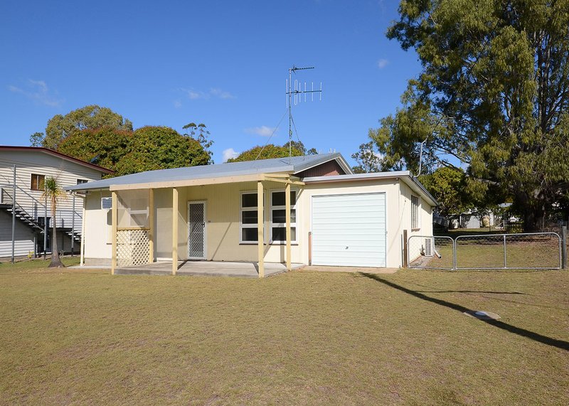 Photo - 35 Howard Street, Burrum Heads QLD 4659 - Image 16