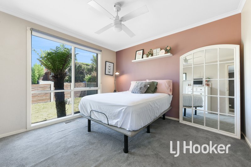 Photo - 35 Huntington Drive, Hampton Park VIC 3976 - Image 8