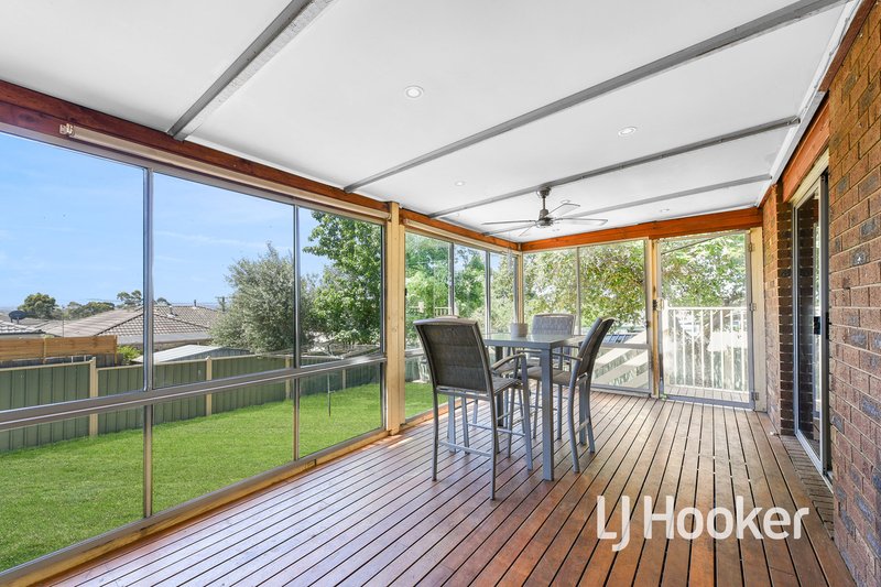 Photo - 35 Huntington Drive, Hampton Park VIC 3976 - Image 12