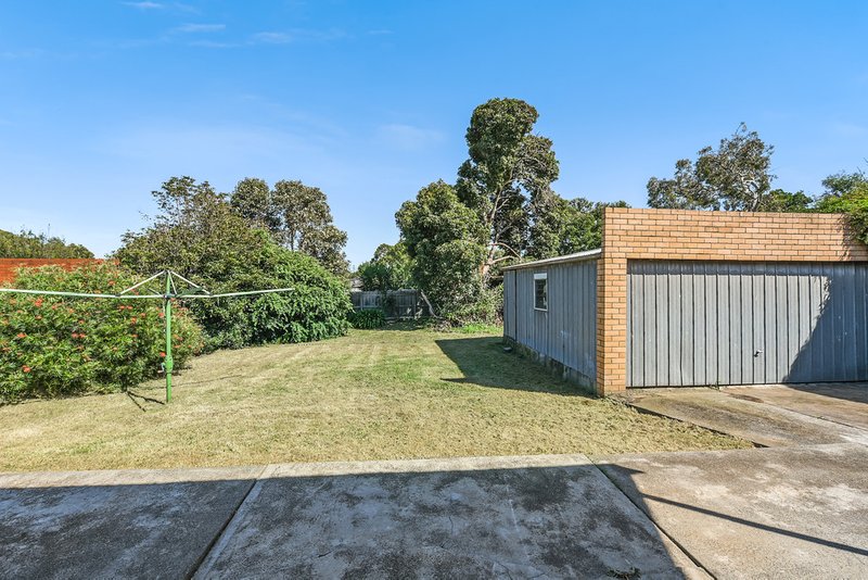 Photo - 35 Huxley Avenue, Mulgrave VIC 3170 - Image 11