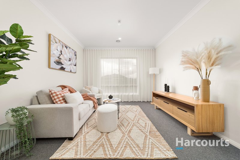 Photo - 35 Illawarra Boulevard, Drouin VIC 3818 - Image 9