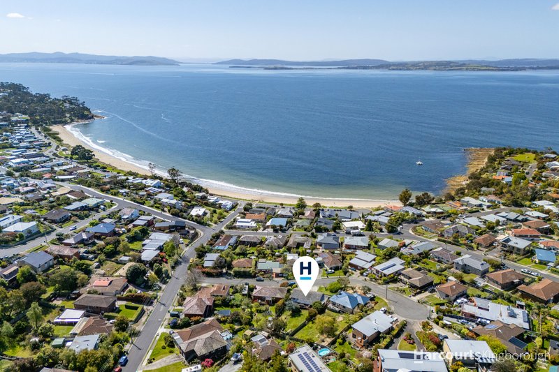 35 Illawarra Court, Blackmans Bay TAS 7052