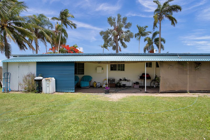 Photo - 35 Irving Street, South Mackay QLD 4740 - Image 11