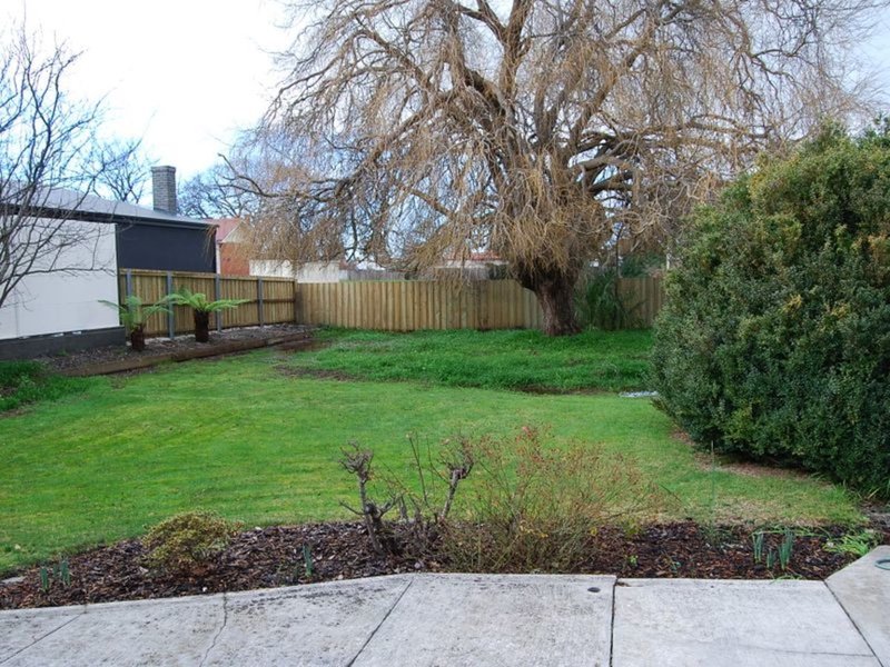 Photo - 35 Jackson Street, Wynyard TAS 7325 - Image 9