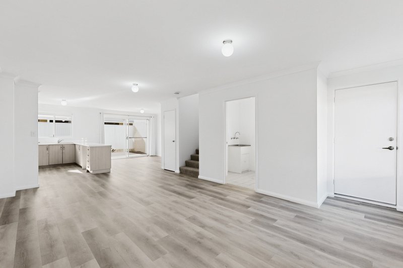 Photo - 3/5 Jamaica Lane, Clarkson WA 6030 - Image 1