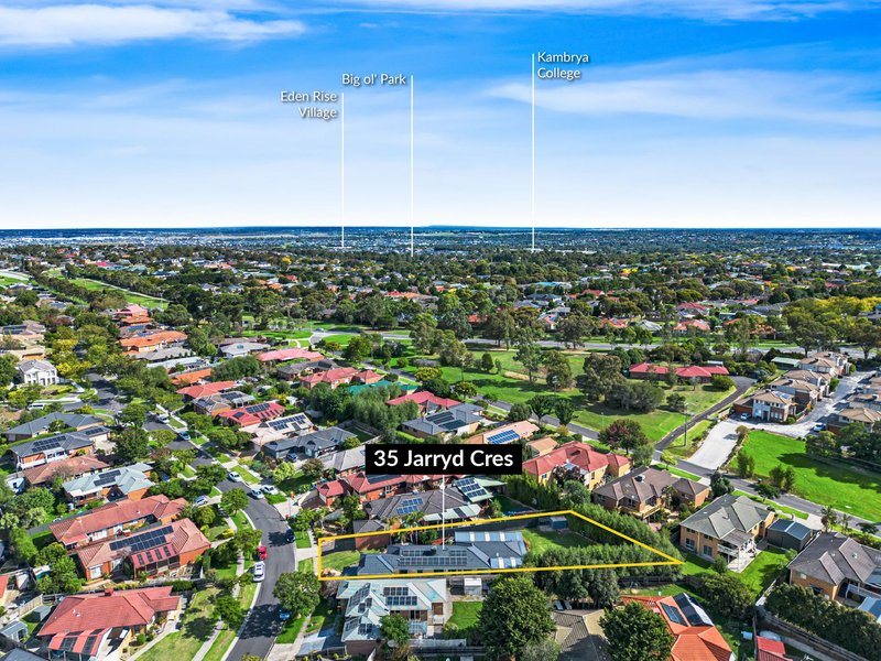 Photo - 35 Jarryd Crescent, Berwick VIC 3806 - Image 21