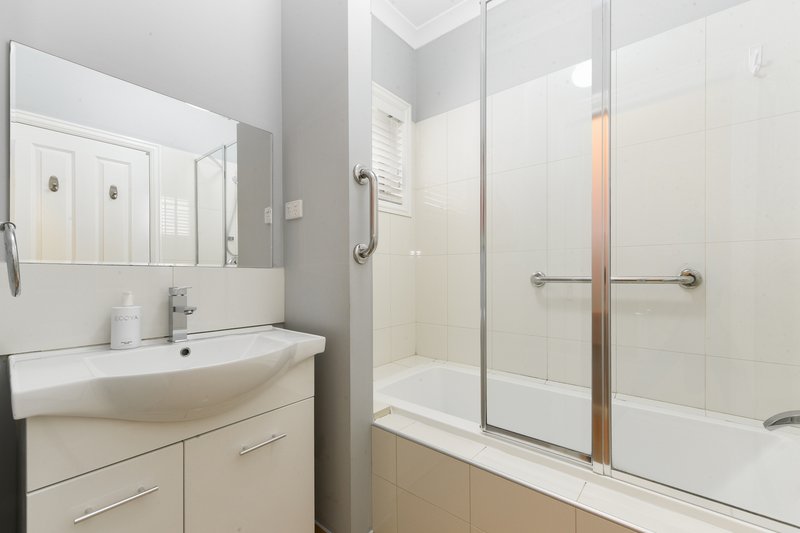 Photo - 3/5 Jeanette Street, Clayton South VIC 3169 - Image 7