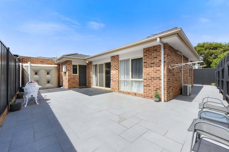 Photo - 3/5 Jeanette Street, Clayton South VIC 3169 - Image 8