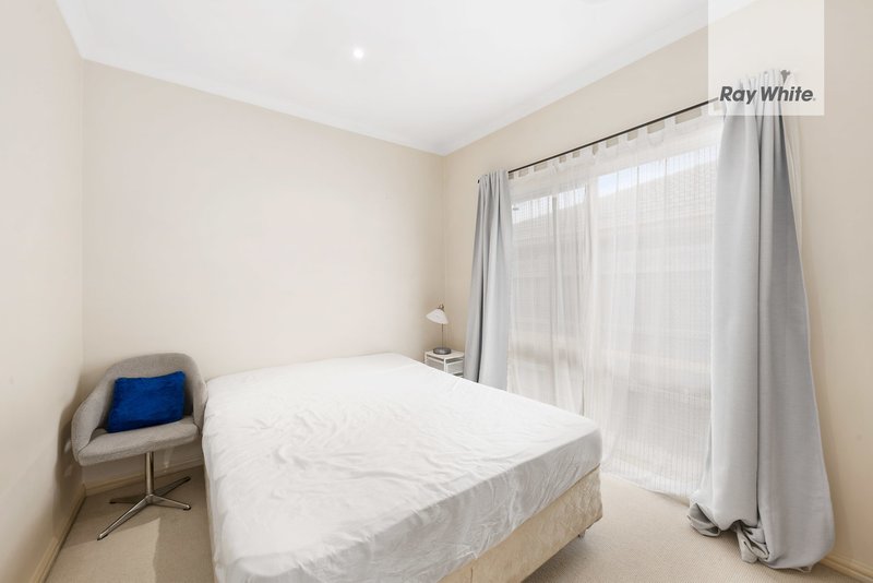 Photo - 3/5 Jeanette Street, Clayton South VIC 3169 - Image 4