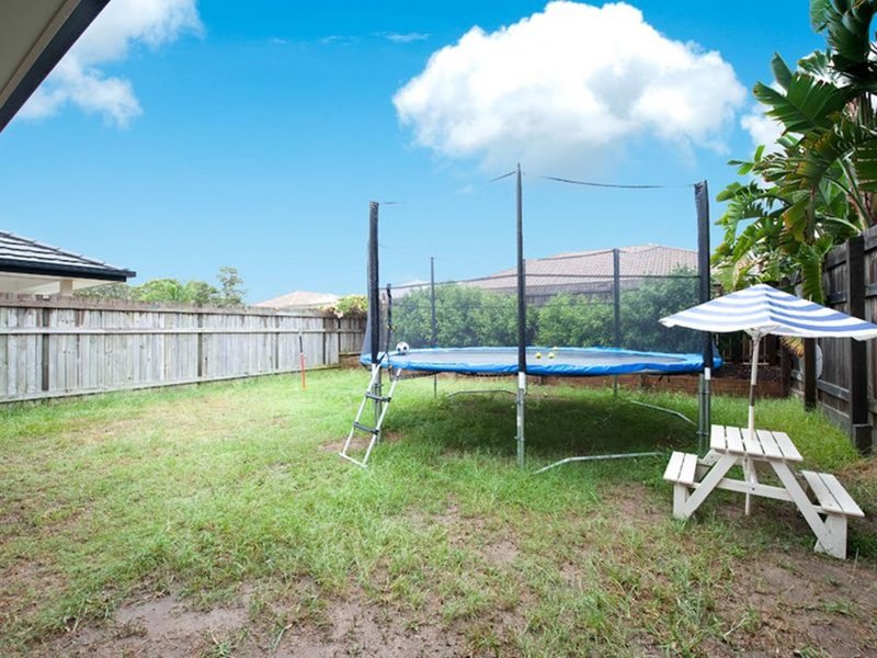 Photo - 35 Kangaroo Street, North Lakes QLD 4509 - Image 14