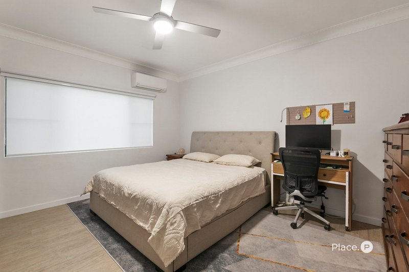 Photo - 35 Kennedy Terrace, East Brisbane QLD 4169 - Image 10