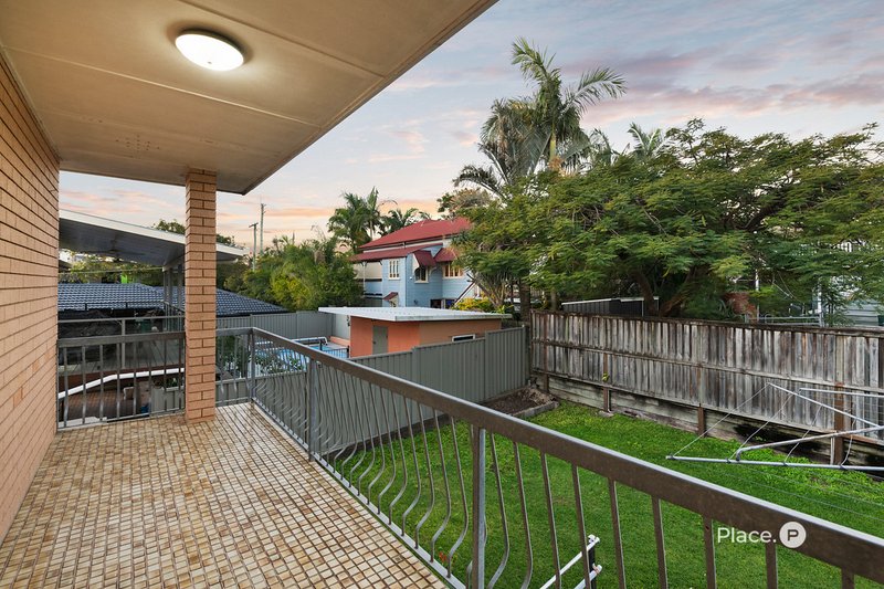 Photo - 35 Kennedy Terrace, East Brisbane QLD 4169 - Image 19