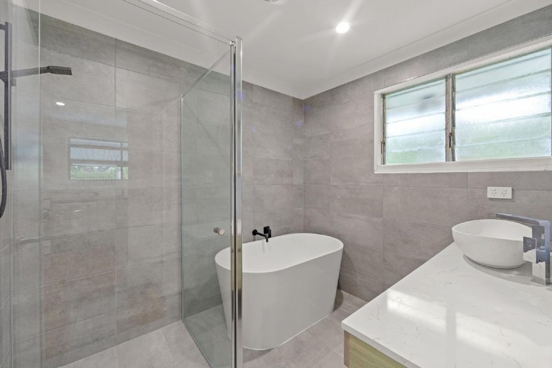 Photo - 35 Keyes Street, Loganlea QLD 4131 - Image 5