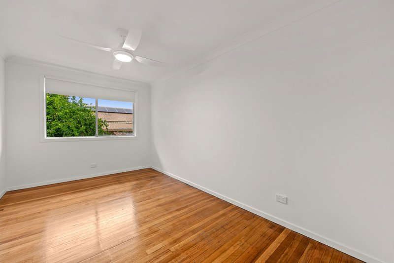 Photo - 35 Keyes Street, Loganlea QLD 4131 - Image 7