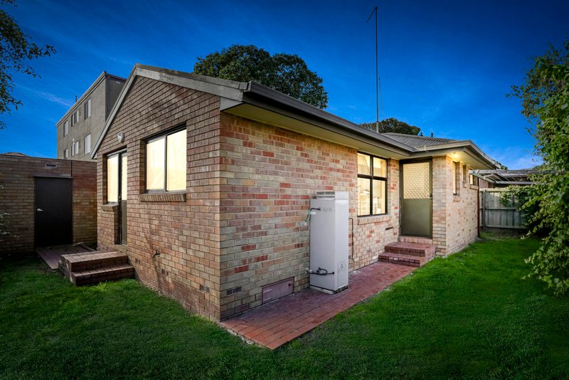 Photo - 3/5 Keys Street, Dandenong VIC 3175 - Image 8