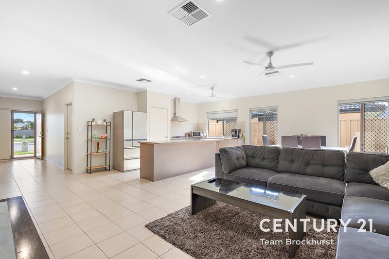 Photo - 35 Kilkenny Loop, Brookdale WA 6112 - Image 2