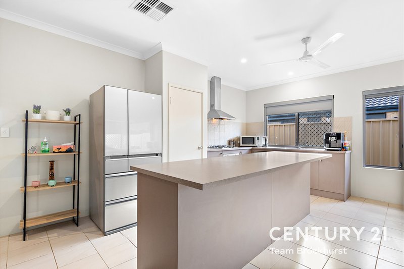 Photo - 35 Kilkenny Loop, Brookdale WA 6112 - Image 9