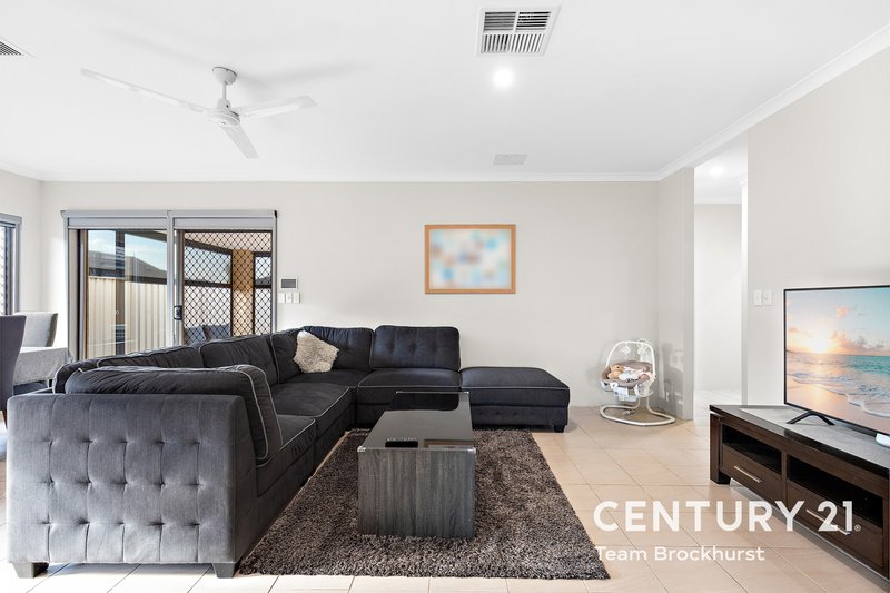 Photo - 35 Kilkenny Loop, Brookdale WA 6112 - Image 10