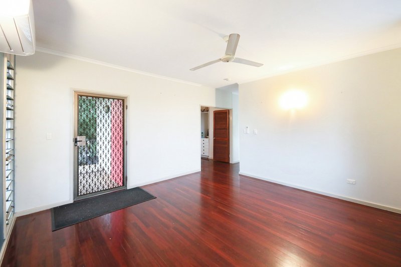 Photo - 35 Killuppa Crescent, Leanyer NT 0812 - Image 2