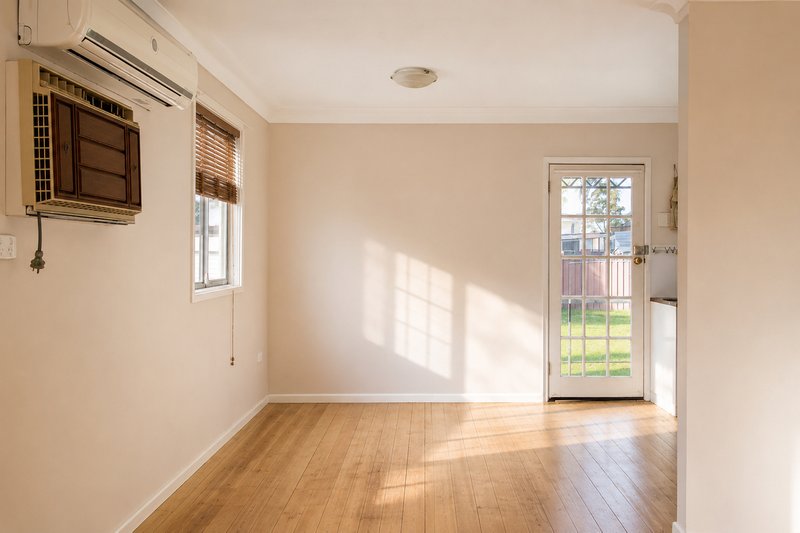 Photo - 35 Kimberley Street, Rooty Hill NSW 2766 - Image 6