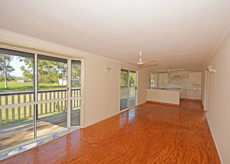 Photo - 35 Kingfisher Drive, River Heads QLD 4655 - Image 7