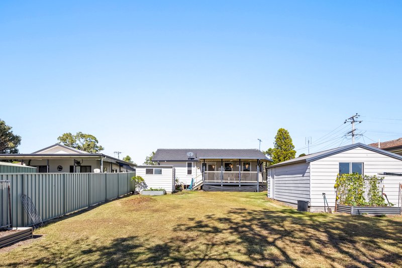 Photo - 35 Kingstown Road, Woodberry NSW 2322 - Image 7