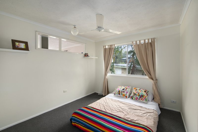 Photo - 35 Kitchener Street, Tugun QLD 4224 - Image 10