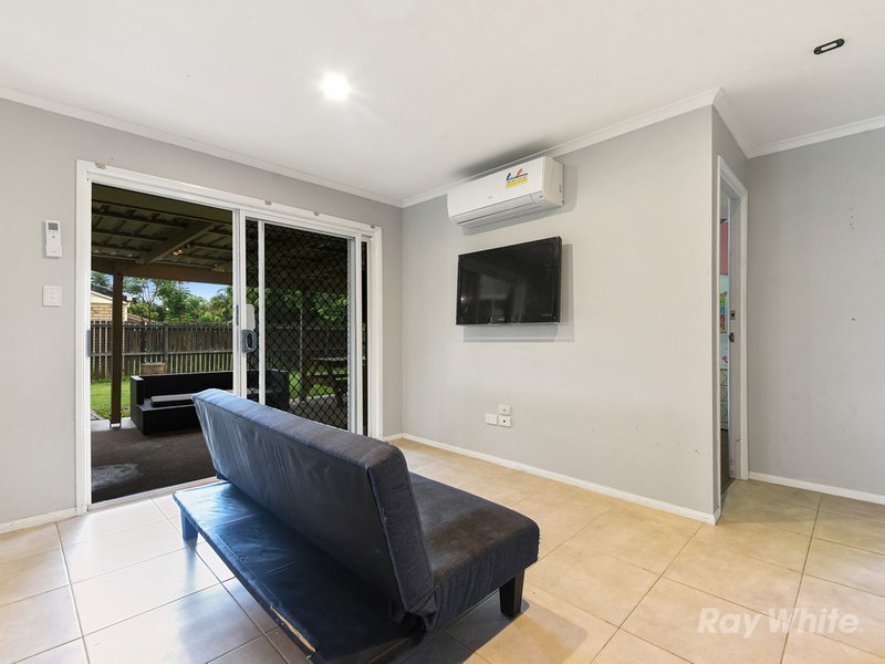 Photo - 35 Kyeema Crescent, Bald Hills QLD 4036 - Image 8