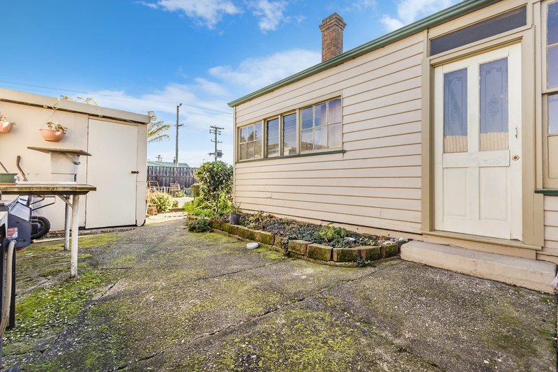 Photo - 35 Landale Street, Invermay TAS 7248 - Image 3