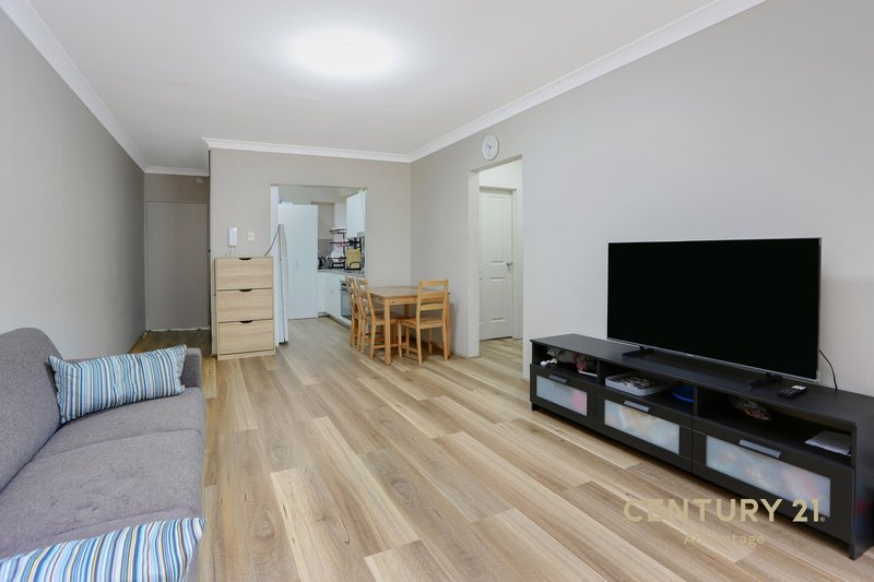 Photo - 35 Lane Street, Wentworthville NSW 2145 - Image 4