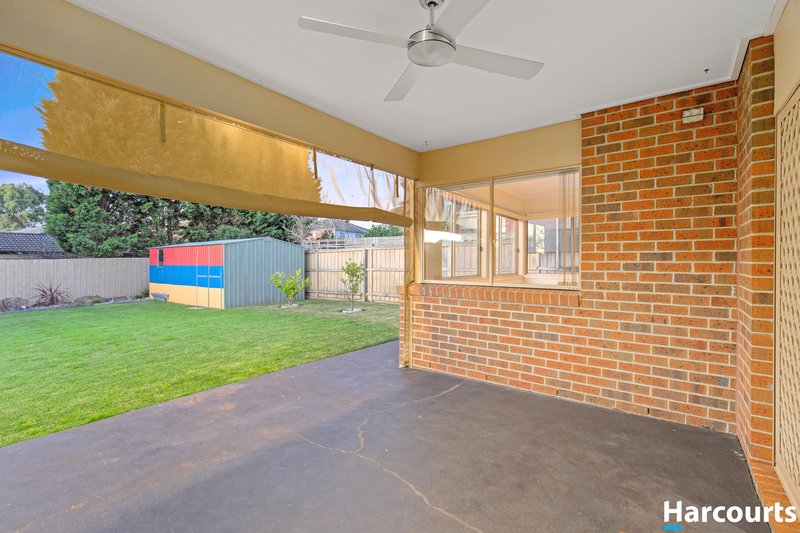 Photo - 35 Langhorne Crescent, Rowville VIC 3178 - Image 11