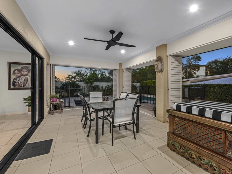 Photo - 35 Laurina Crescent, Mcdowall QLD 4053 - Image 14