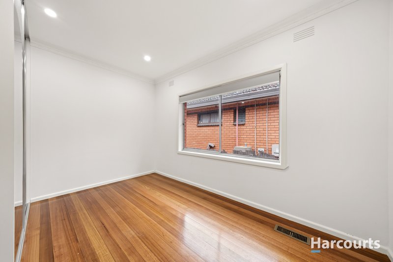 Photo - 35 Lawley Street, Reservoir VIC 3073 - Image 6