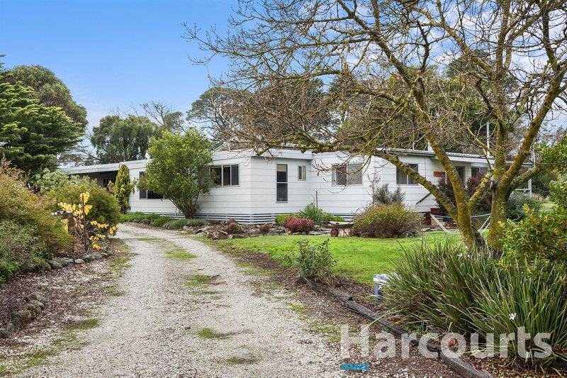 Photo - 35 Leishman Street, Allendale VIC 3364 - Image 2