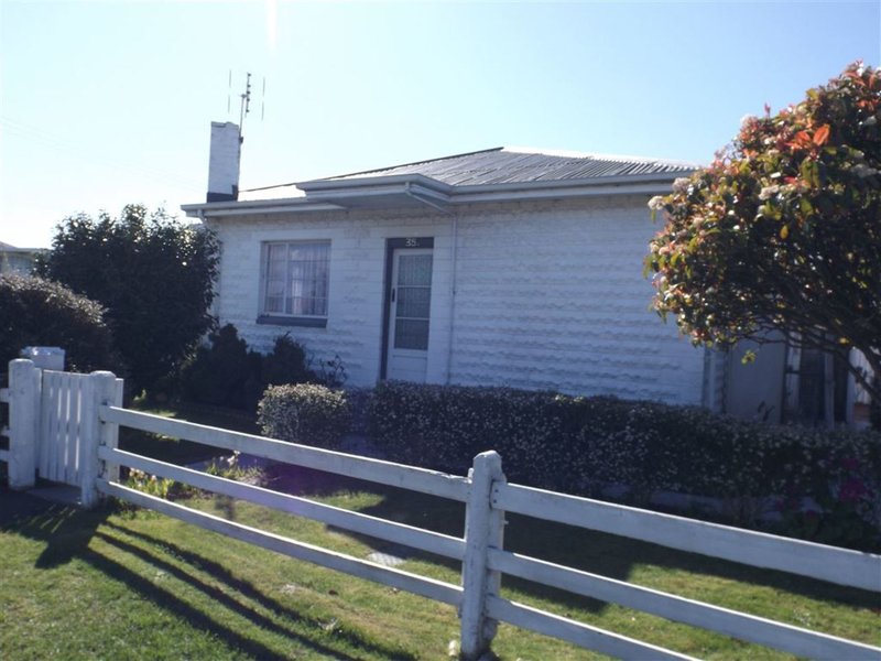 Photo - 35 Leven Street, Ulverstone TAS 7315 - Image 9