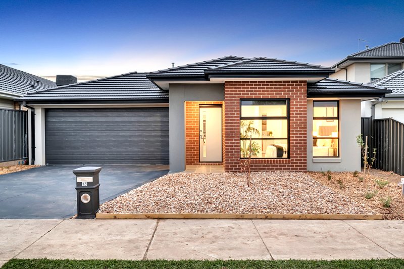 35 Leyburn Parade, Wollert VIC 3750