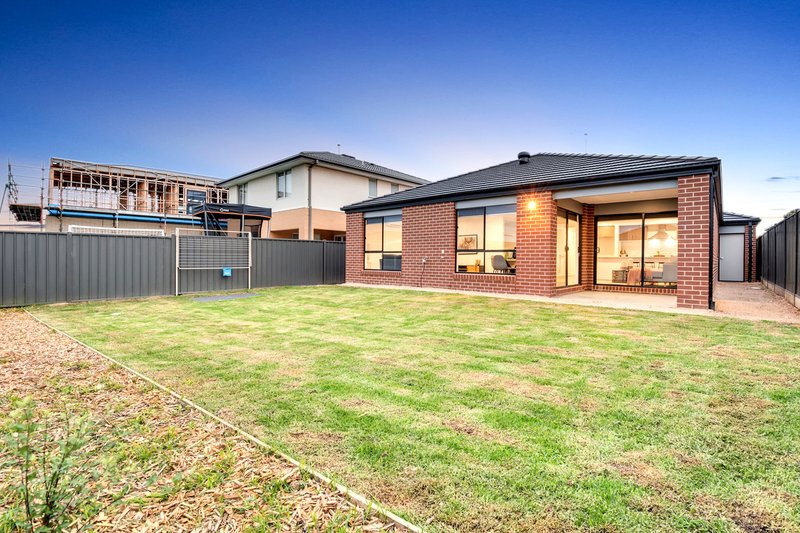 Photo - 35 Leyburn Parade, Wollert VIC 3750 - Image 15