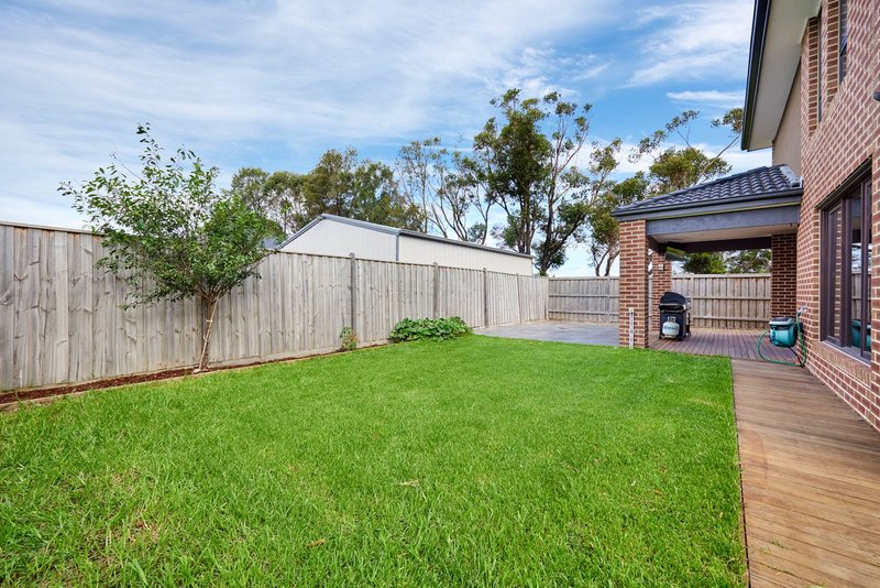 Photo - 35 Lindwall Drive, Cranbourne West VIC 3977 - Image 17