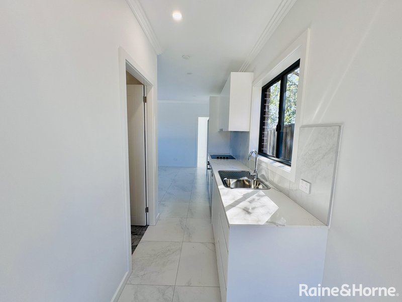 Photo - 35 Longhurst Road, Minto NSW 2566 - Image 3