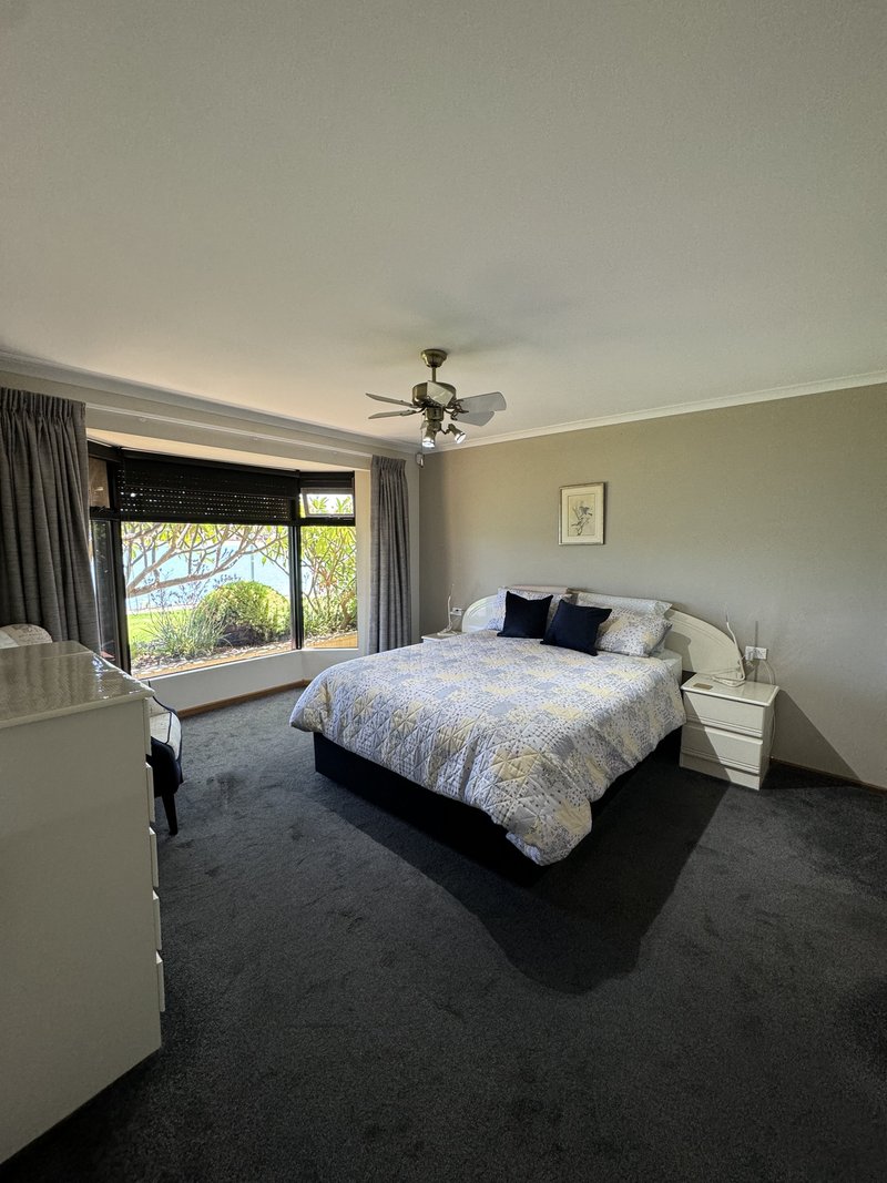 Photo - 35 Lord Hobart Way, West Lakes SA 5021 - Image 8