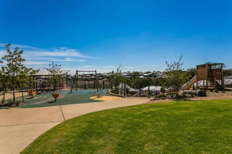 Photo - 35 (Lot 527) Fisher Crescent, Craigburn Farm SA 5051 - Image 6