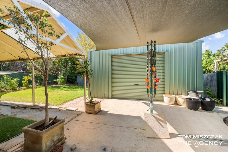 Photo - 35 Lunar Way, Beckenham WA 6107 - Image 14