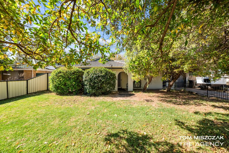 Photo - 35 Lunar Way, Beckenham WA 6107 - Image 17