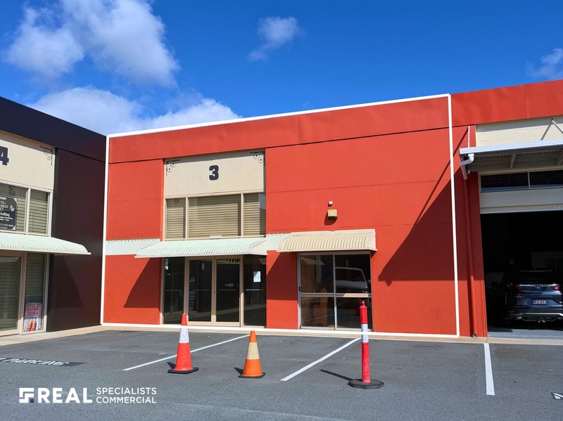 Photo - 3/5 Machinery Drive, Tweed Heads South NSW 2486 - Image 1