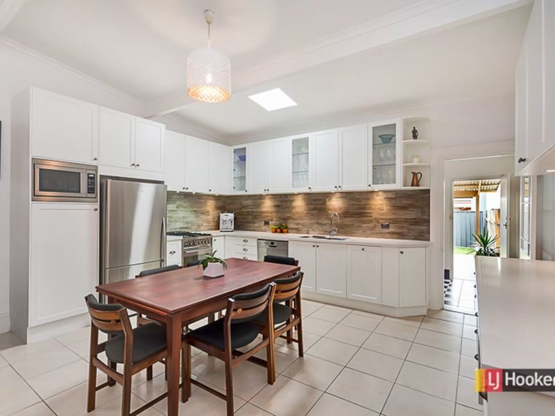 Photo - 35 Maesbury Street, Kensington SA 5068 - Image 4