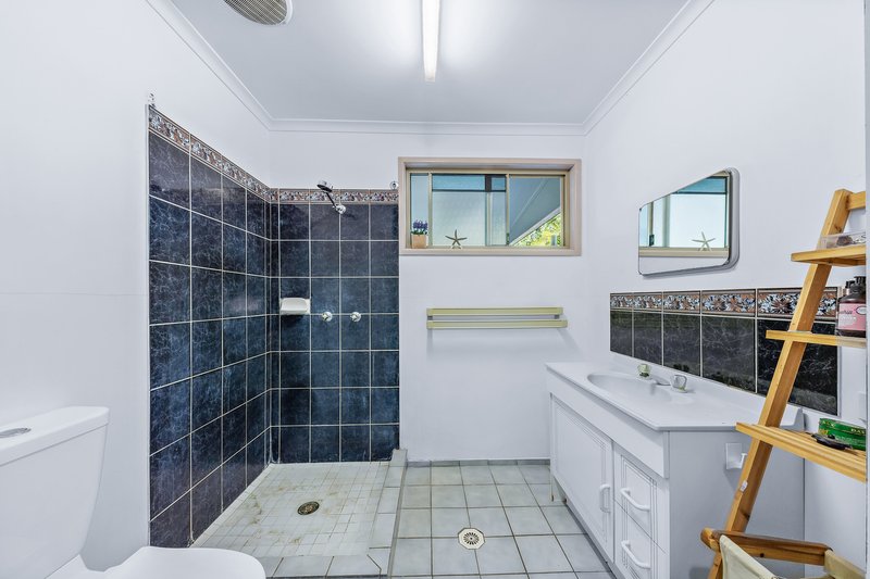 Photo - 35 Maeva Street, Jubilee Pocket QLD 4802 - Image 7