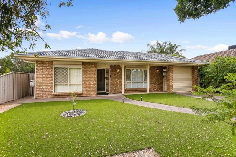 35 Magnolia Crescent, Craigmore SA 5114