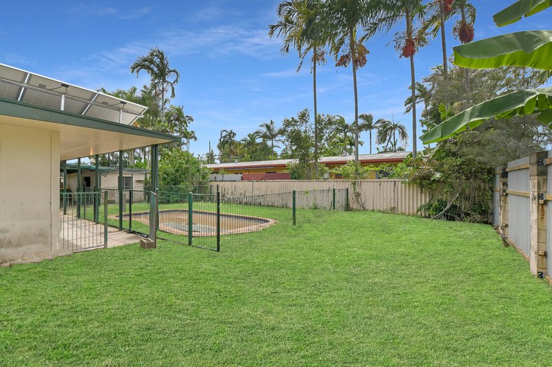 Photo - 35 Magnolia Street, Holloways Beach QLD 4878 - Image 17