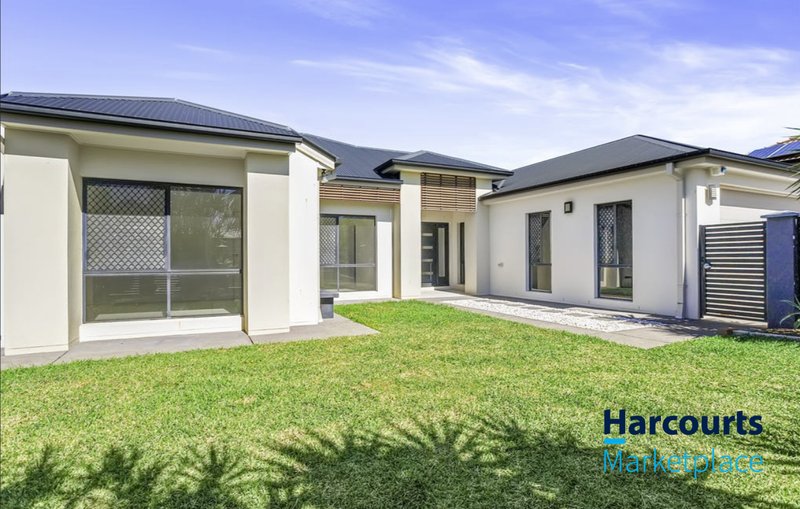 Photo - 35 Malia Street, Sinnamon Park QLD 4073 - Image 1